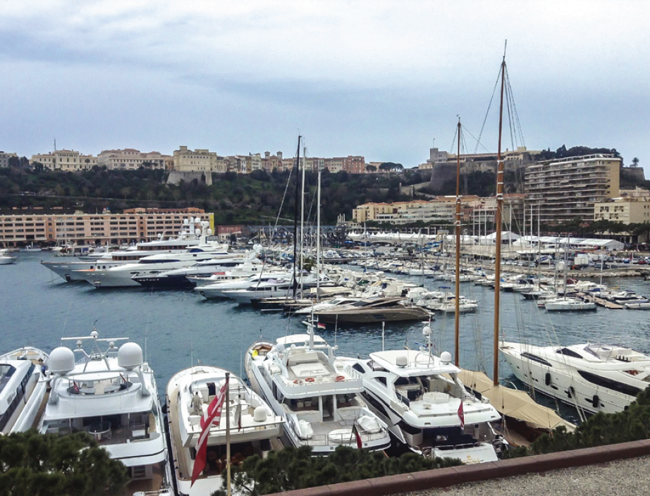 monaco-marina-mavisehir-dergisi-gezi-yazilari