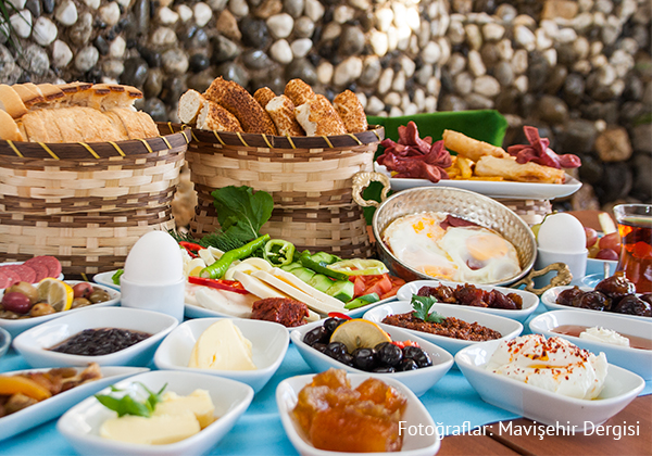 mavisehir-dergisi-arya-unlu-mamulleri8